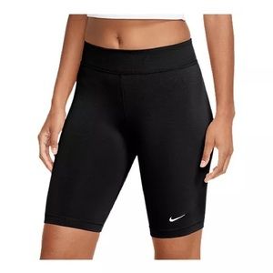 Nike Sportswear Women's Essential Bike Shorts